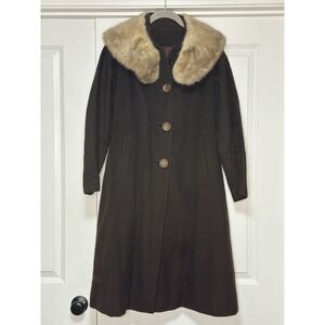 Vintage Jordan Marsh Women's Long‎ Coat With Fur Collar, No Size Tag, Medium